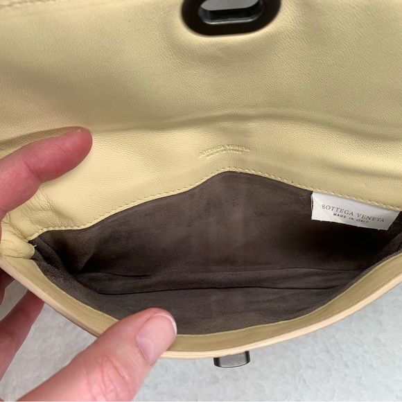 SOLD!!!Pristine Bottega Veneta Snakeskin leather clutch - Picture 7 of 11